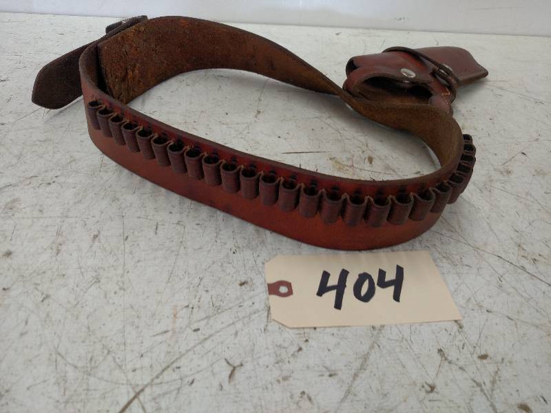 lot 404 image: Leather Holster & Belt with 357 Loo...