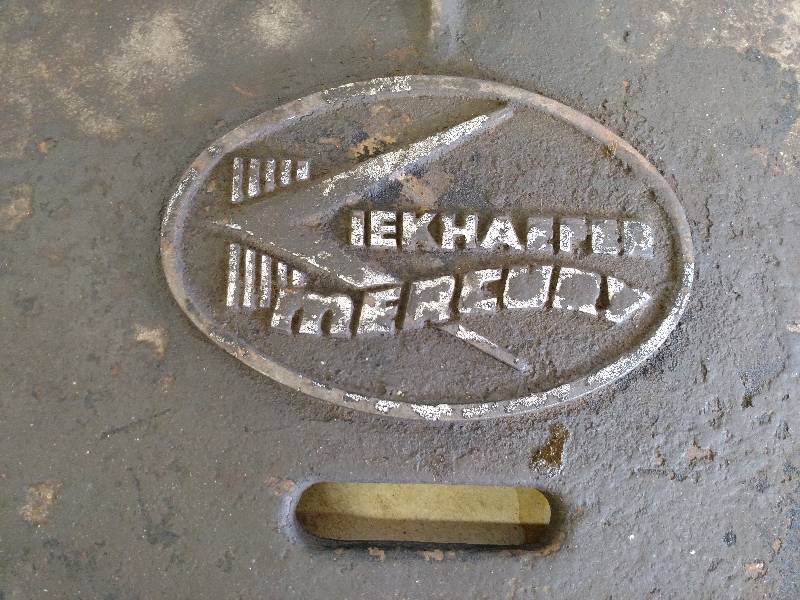 lot 15 image: Kiekhaefer Mercury Cast Iron Outboa...