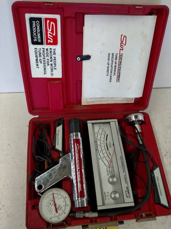 lot 44 image: Sun Tune-Up Testing Kit, Works...