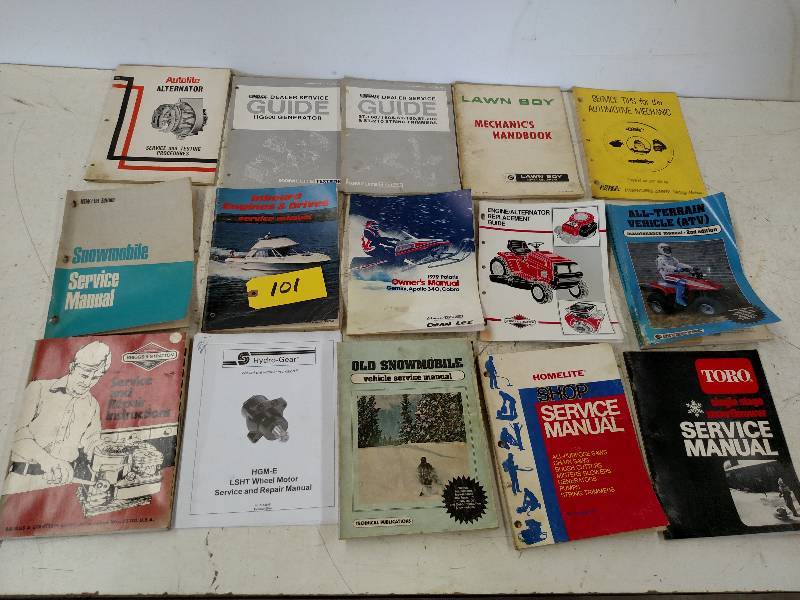 lot 101 image: Asstd Service Manuals...