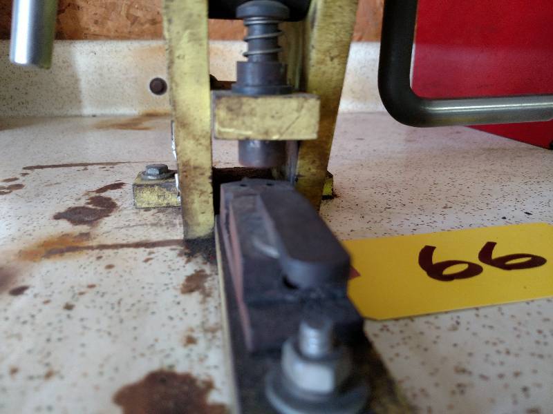 lot 66 image: Pioneer Saw Chain Pivot Spinner...