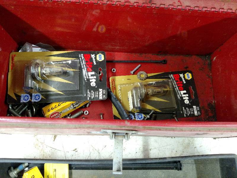 lot 173 image: Toolbox with Contents...