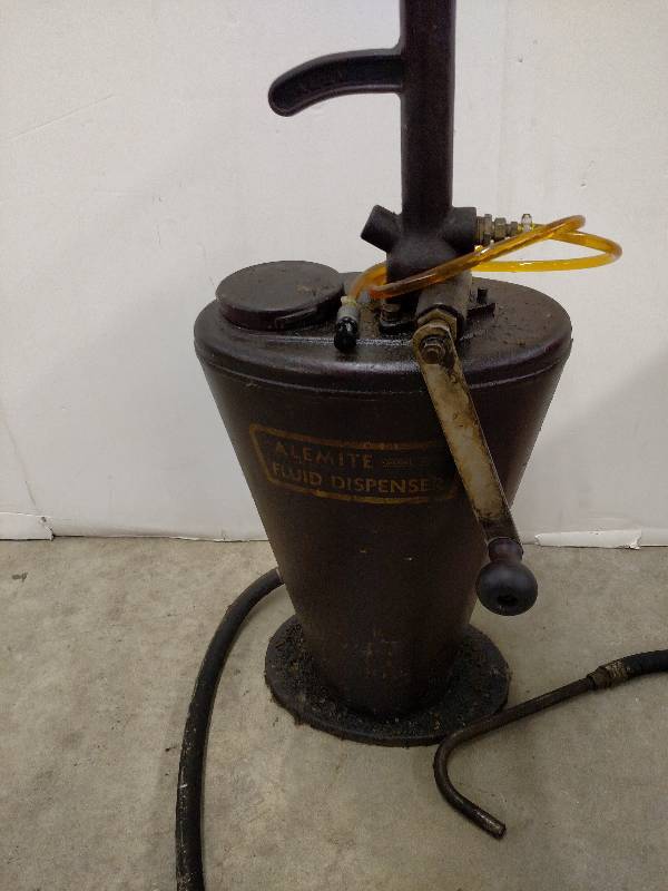 lot 228 image: Alemite Fluid Dispenser, Works, Has Approx. 34 Gallon Lower Unit Lube