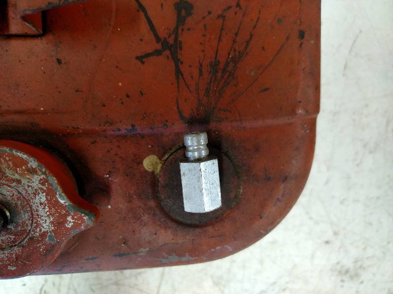 lot 235 image: 6 Gallon Outboard Gas Tank...