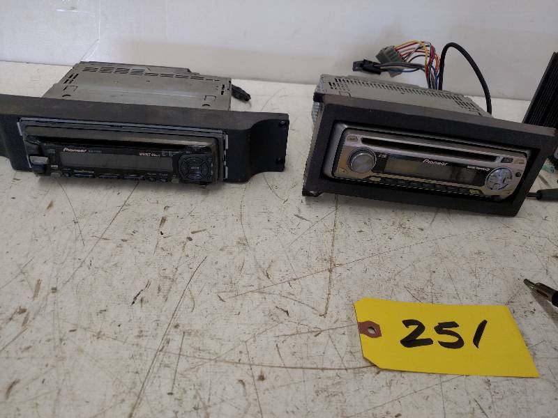 lot 251 image: Asstd Car Stereos...