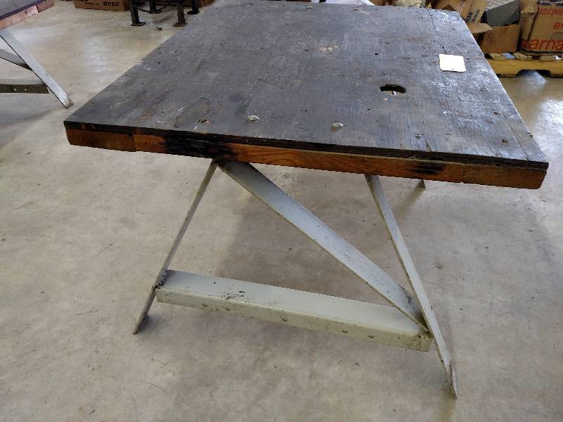 lot 260 image: Work Table 42 x 33 x 28 High...
