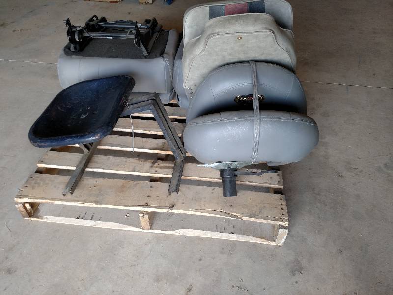 lot 263 image: Asstd Seats...