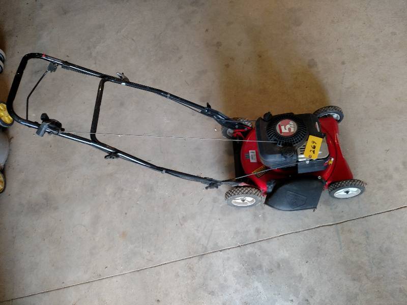 lot 269 image: Snapper 5 hp Mower, Ran When Last U...