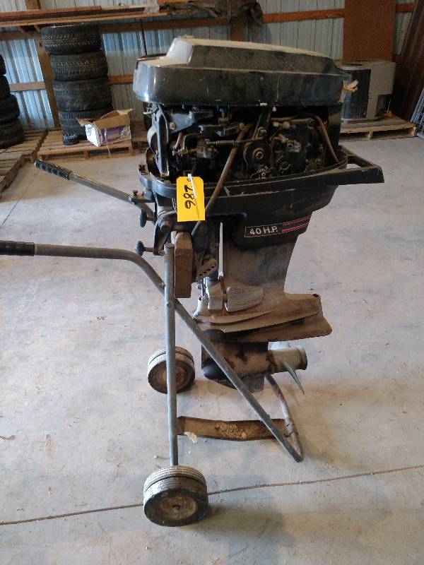 lot 286 image: Mercury 40 hp. O.B. Motor, Parts or...
