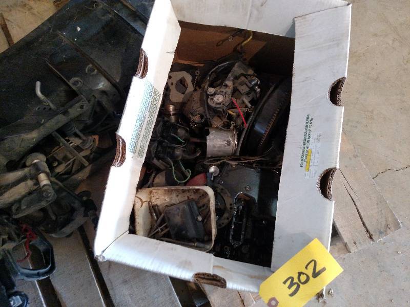 lot 302 image: Mercury 25 hp O.B. Motor, Bad Block...