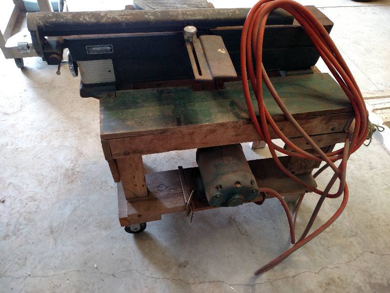 lot 332 image: Craftsman 6 18 Jointer, 34 hp, 1...