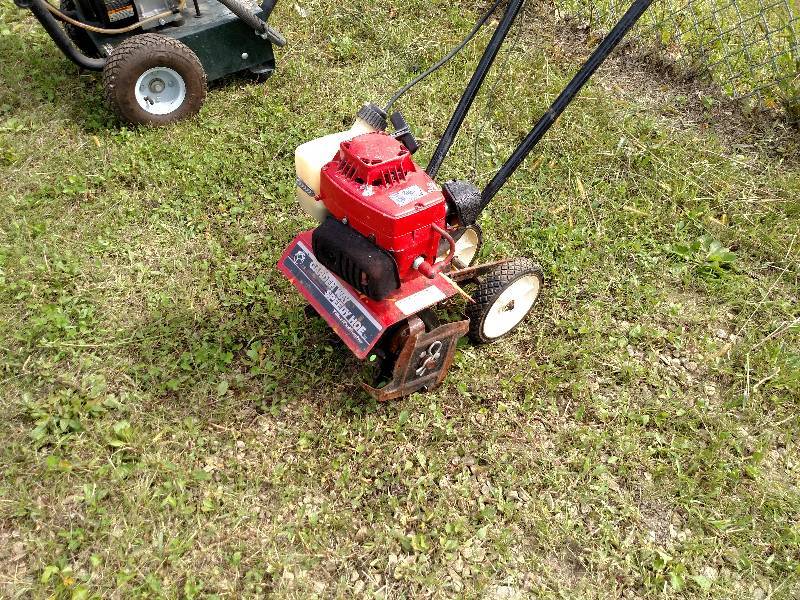 lot 343 image: Garden Way Rototiller, Runs...