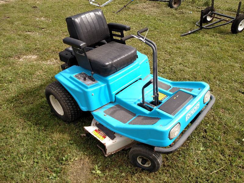 lot 349 image: Dixon 42 Zero Turn Mower, Runs, Ne...