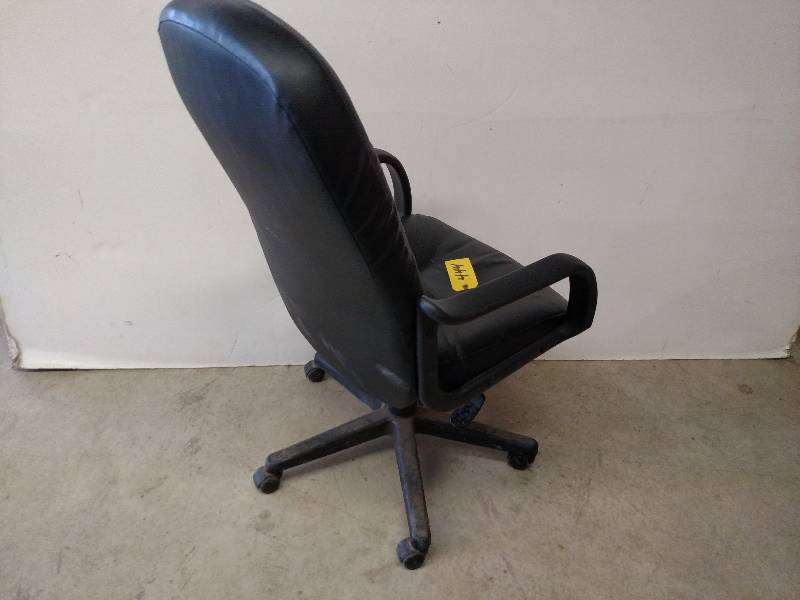 lot 444 image: Task Chair...