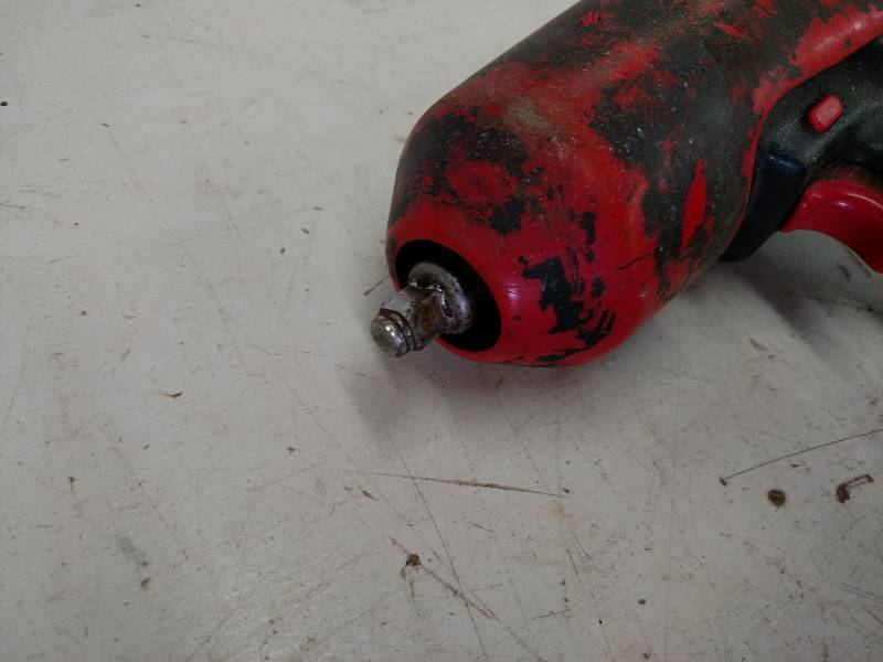 lot 471 image: Snap-On 38 Cordless Impact, 14.4 ...