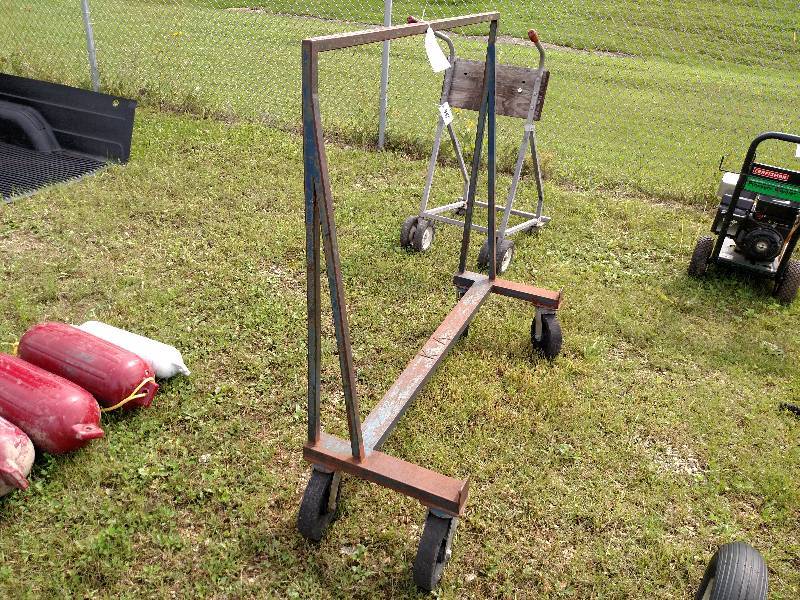lot 375 image: 51 Sheet Cart...