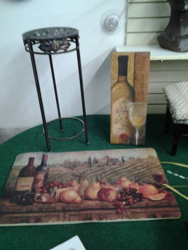 lot 8 image: Round Metal TableStand 24 Inches Tall, Wine Picture, Wine Rug