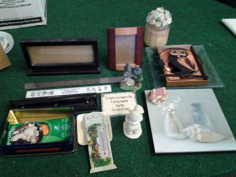 lot 68 image: Office Misc, Dept 56 Snow Babies, Frames, Small Clock Houses