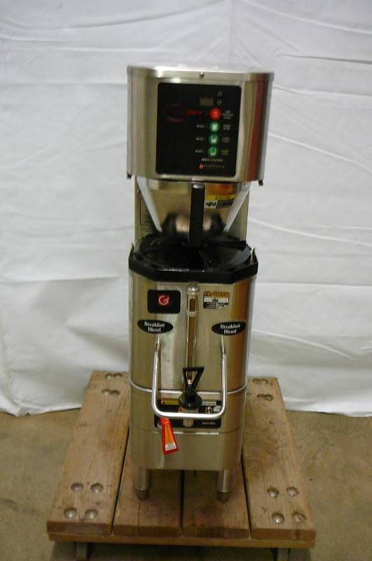 lot 5 image: COMMERCIAL BREWING SYSTEM