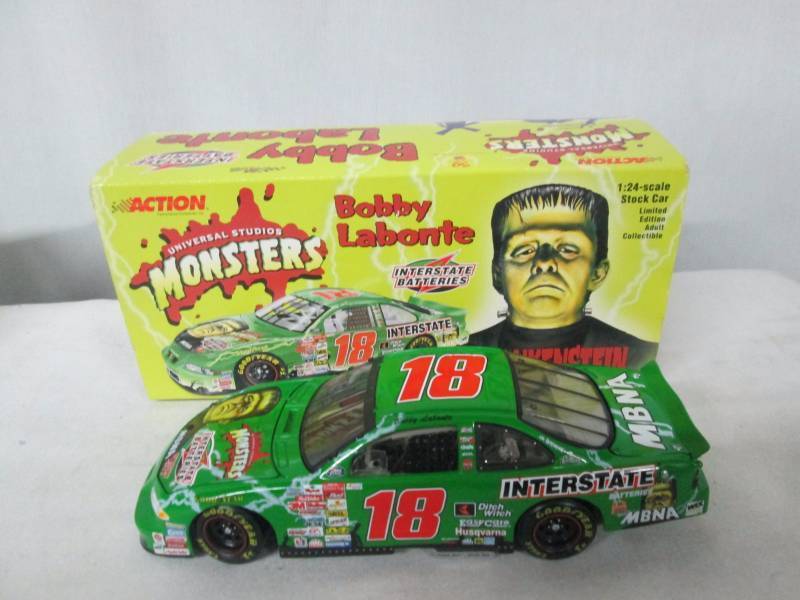 lot 66 image: 2 - Bobby Labonte Stock Cars