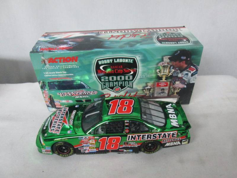 lot 70 image: 2 - Bobby Labonte Stock Cars