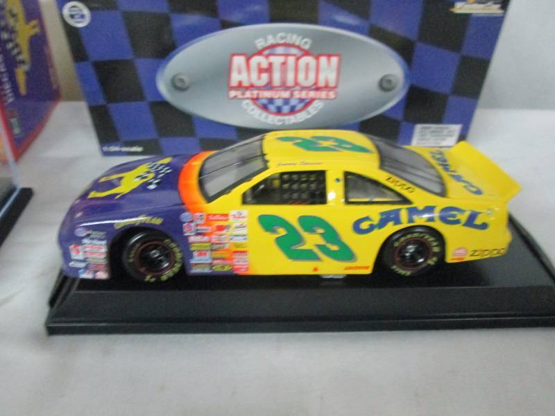 lot 82 image: 2 - Jimmy Spencer Stock Cars