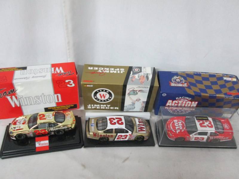 lot 83 image: 3 - Jimmy Spencer Stock Cars