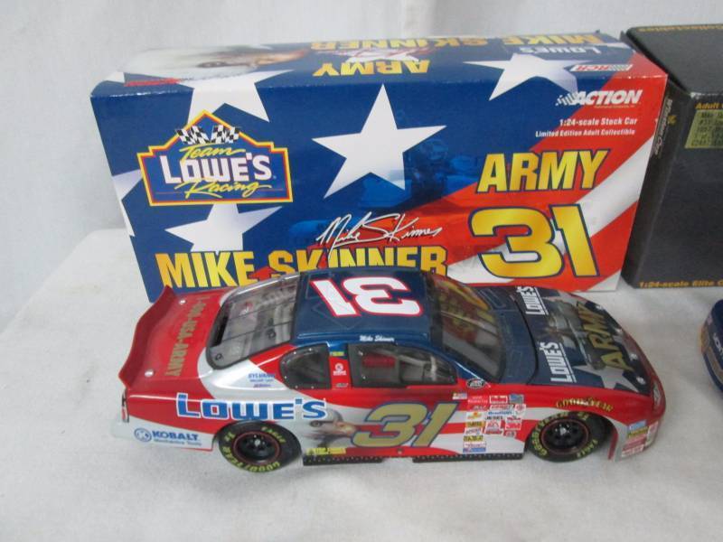 lot 86 image: 3 - Mike Skinner Stock Cars