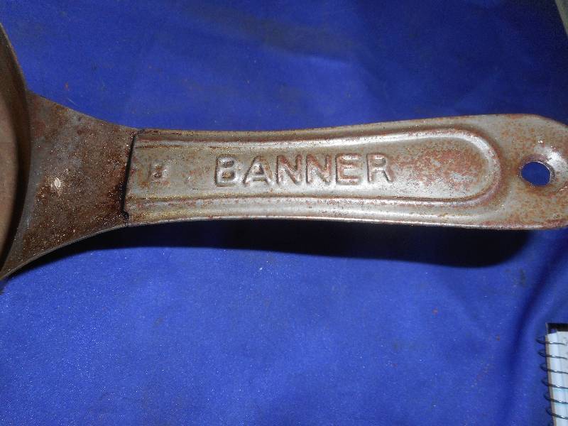 ANTIQUE BANNER FRY PAN