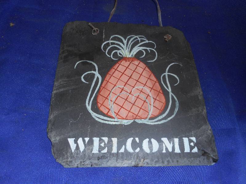 WELCOME SIGN ON SLATE