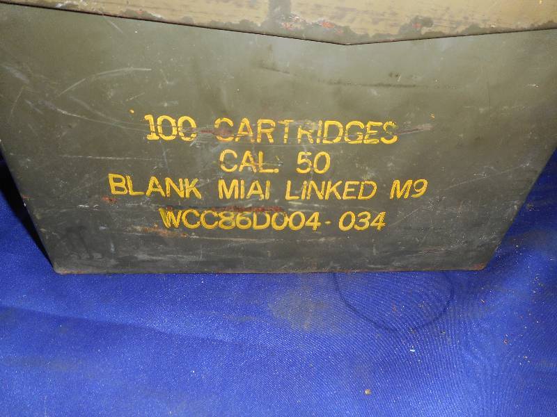 VINTAGE METAL AMMO BOX