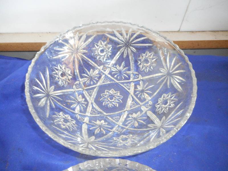 2 CRYSTAL BOWLS