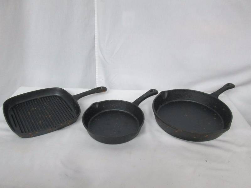 Chefs Mark Pre-Seasoned 3-pc. Cast Iron Set