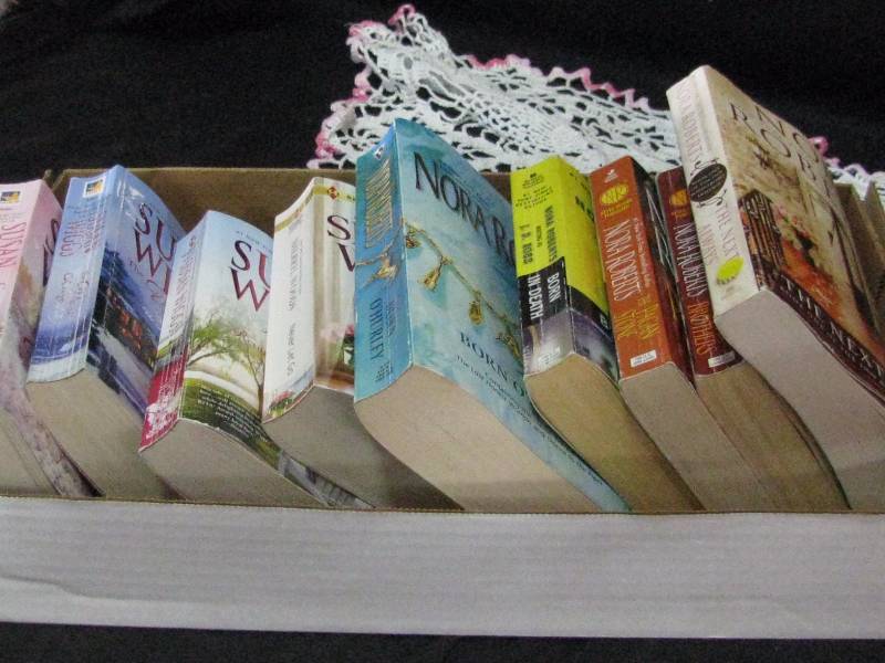 Susan Wiggs & Nora Roberts Books