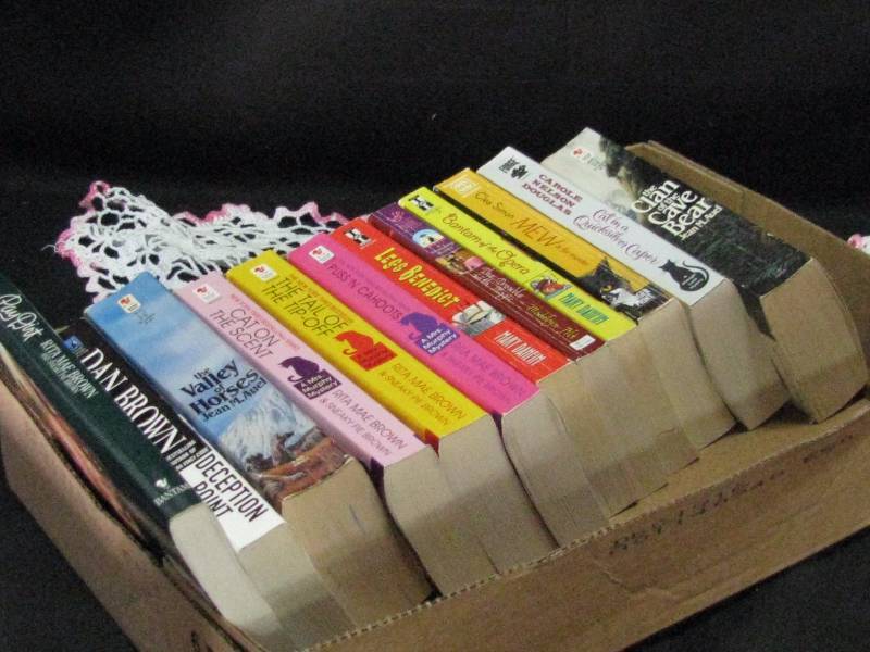 Jean Auel & Misc. Books