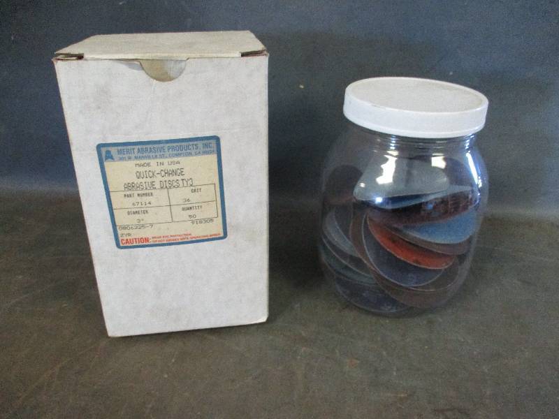 lot 22 image: Quick-Change Abrasive Discs