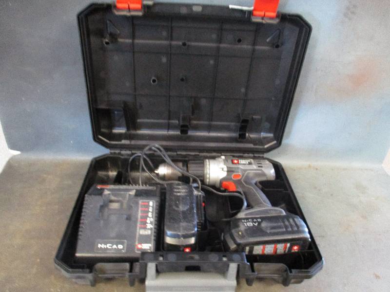 lot 25 image: Cordless Drill