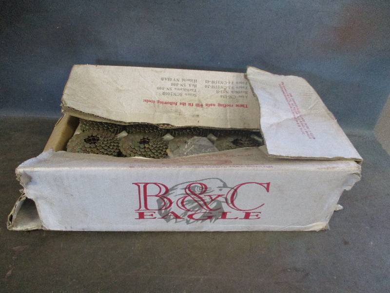 lot 37 image: Coil Roofing Nails