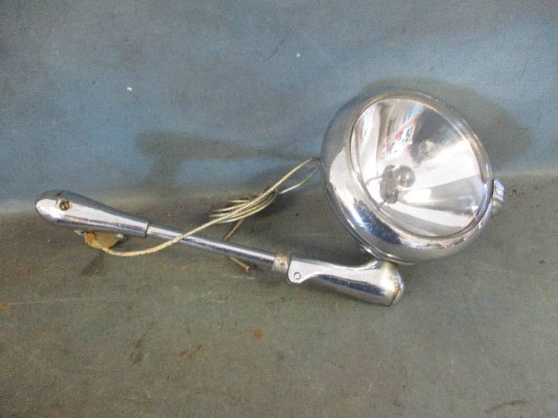 lot 43 image: GE Spot Light