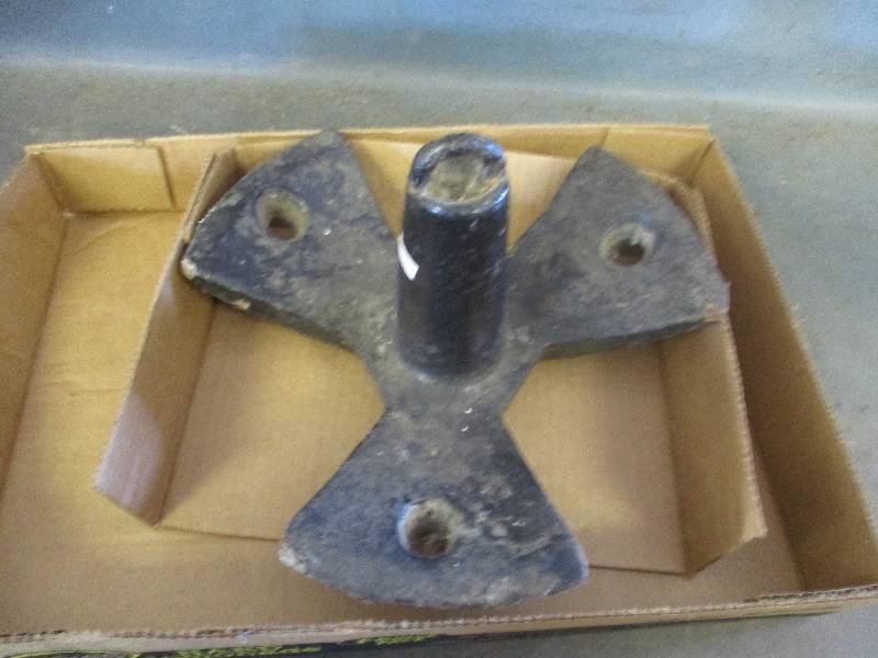 lot 56 image: Anchor