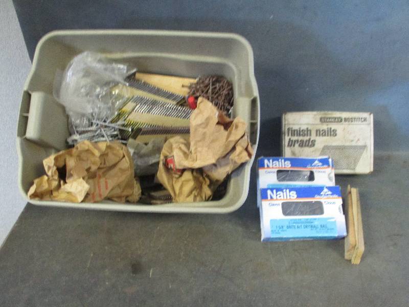 lot 74 image: Nails, Screws and Wood Shims