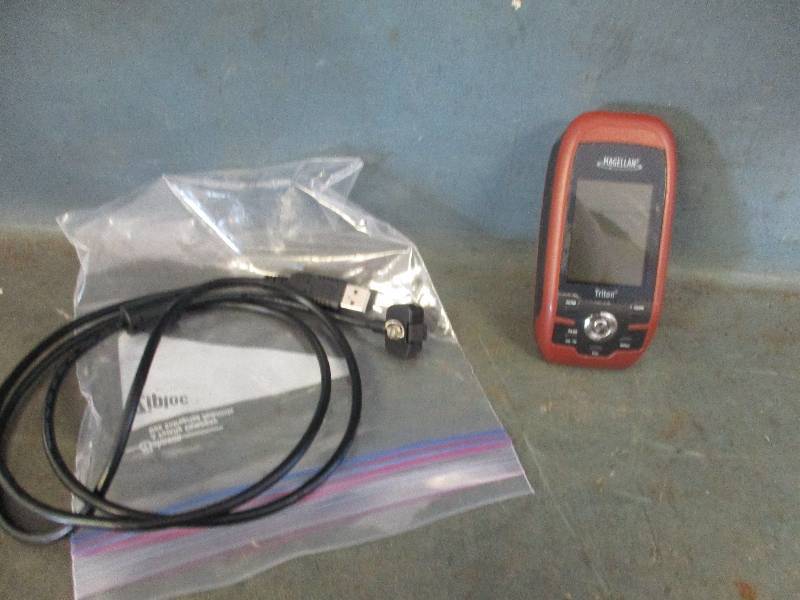 lot 79 image: Hand Held GPS