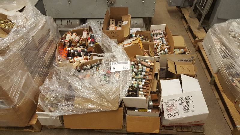 lot 8 image: Pallet Lot of Fuses