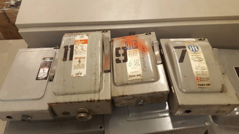 lot 17 image: Lot of (4) Electrical Boxes