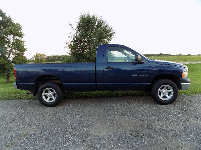 lot 1 image: 2005 Dodge Ram 1500 4X4