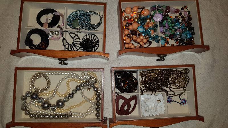 Lots of Jewelry. I do not know anything about the Jewelry or its worth.   Please view pictures closely.
