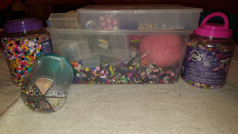 LOTS of Beads