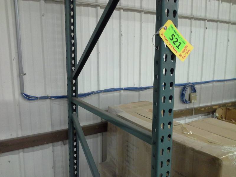 lot 521 image: 8 Pallet Racking  - 6 Uprights, 10 Crossbeams