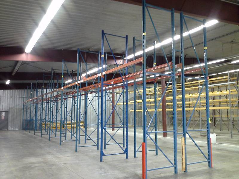 lot 529 image: 15 Pallet Racking  - 20 Uprights, 36 Crossbeams