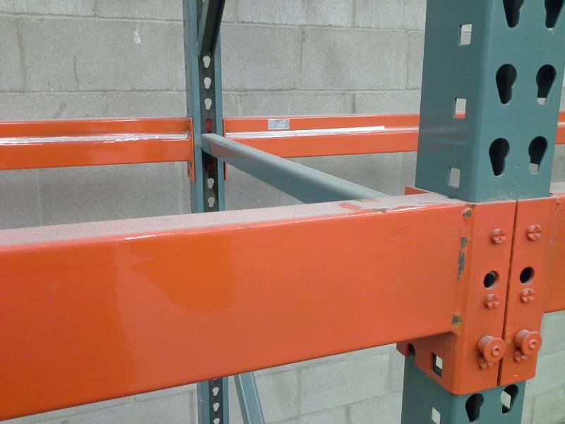 lot 547 image: 10 Pallet Racking  - 2 Uprights, 2 Crossbeams